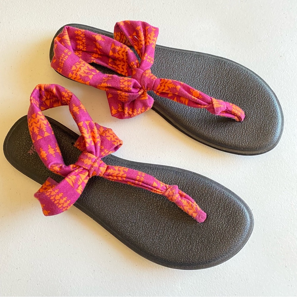 Sanuk Size 10 Fuchsia Pink & Orange Thong Style Slip-on Yoga Mat Sandal